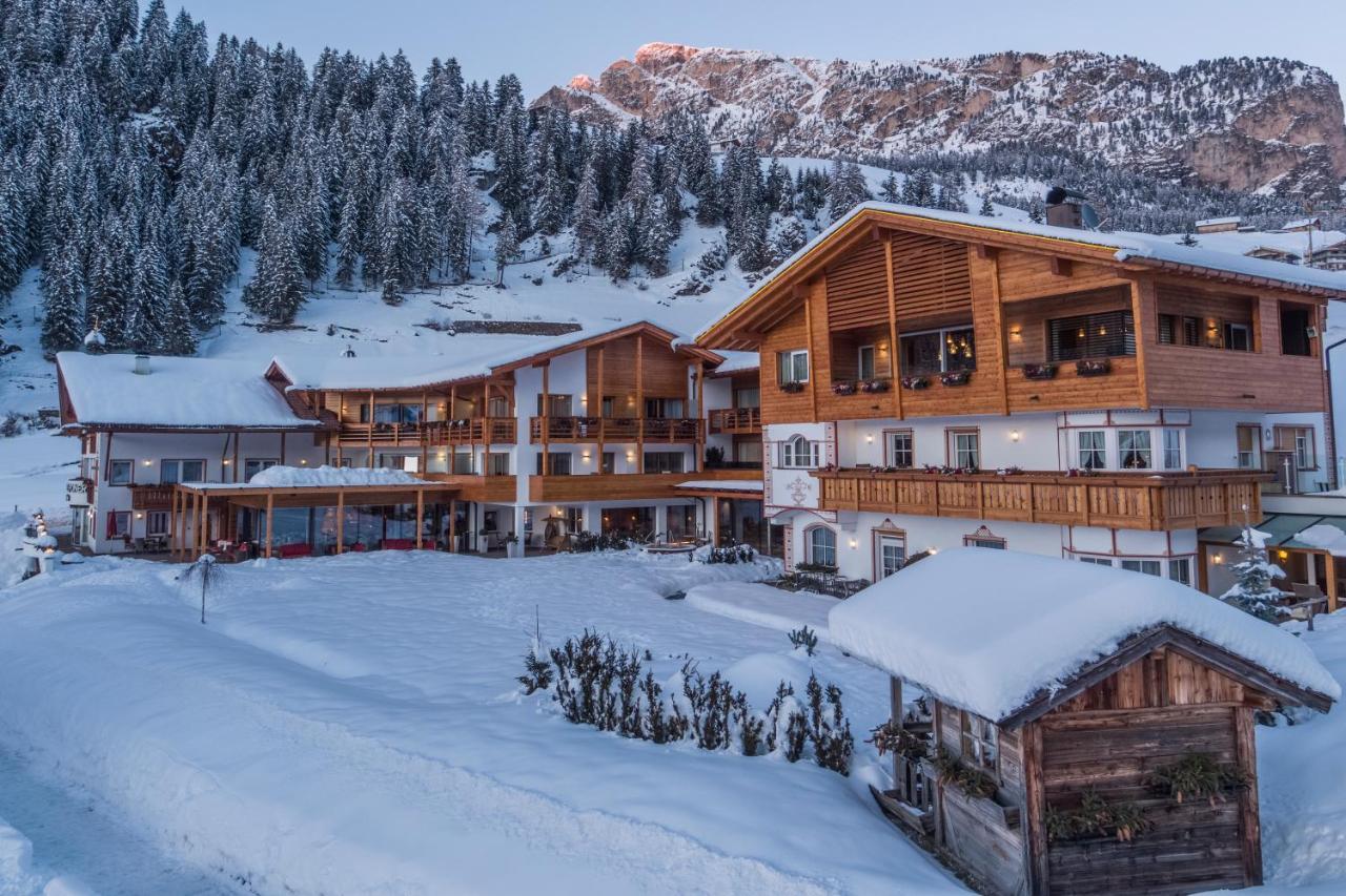 Hotel Welponer Selva di Val Gardena Exterior photo